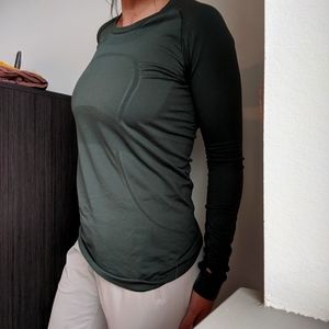Lululemon Run Swiftly Long sleeve 10 Medium